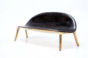 <a href="https://www.galeriegosserez.com/artistes/loellmann-valentin.html">Valentin Loellmann </a> - Brass - Sofa